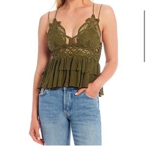New with tags, free people top